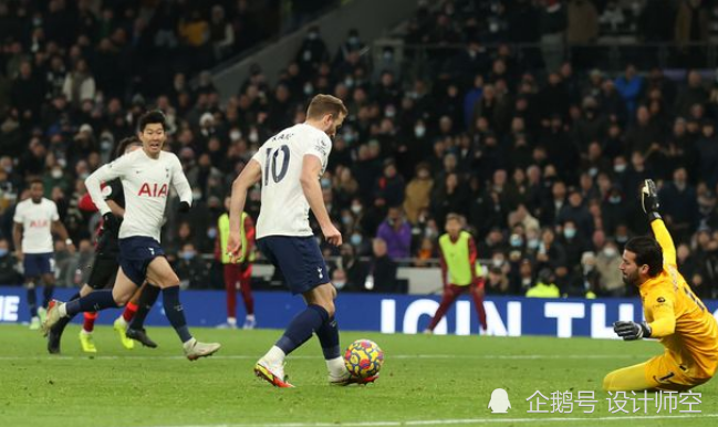 达成尤文生涯200场里程碑，洛卡特利获赠纪念球衣