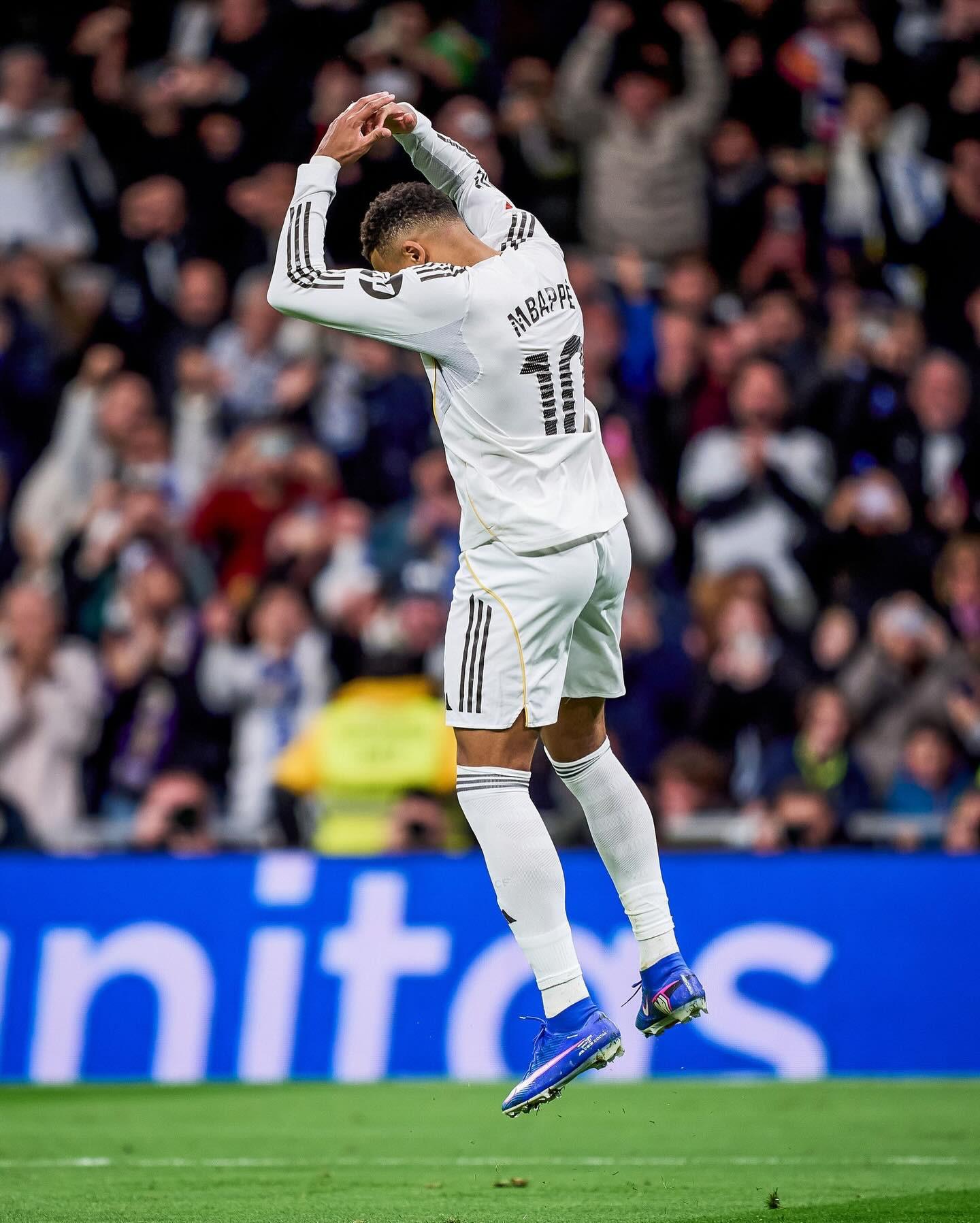 英超前瞻：狼队开局14轮不胜沦为鱼腩，曼联冲击欧战区