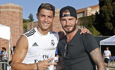 罗马推出黑胶唱片版队歌：限量版售价49.9欧，普通版19.9欧