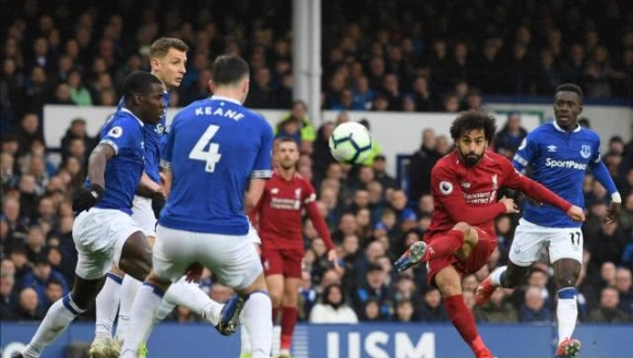 NBA：湖人加时不敌掘金 詹姆斯空砍准三双